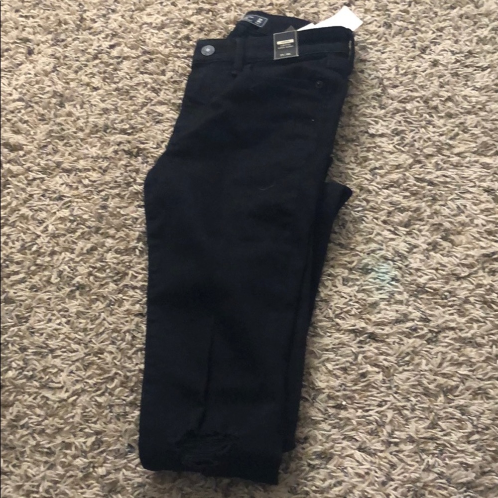 (NEW) Abercrombie & Fitch Black Jeans